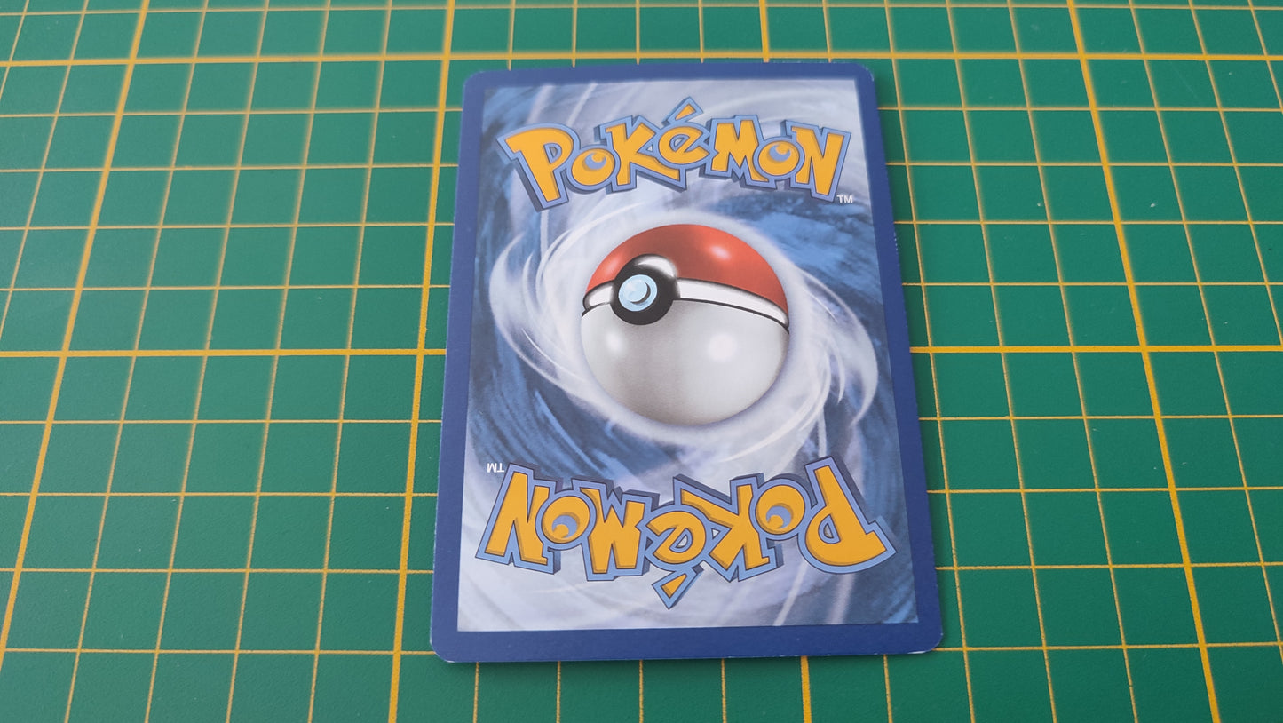 013/264 Carte Pokémon Escargaume commune reverse Epée et Bouclier EB08 Poing de Fusion #B10