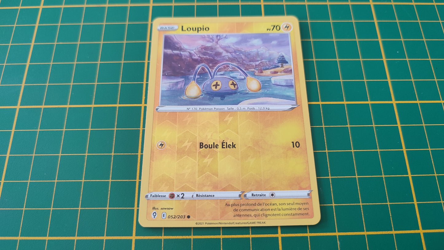 052/203 Carte Pokémon Loupio commune reverse Epée et Bouclier EB07 Evolution Céleste #B10