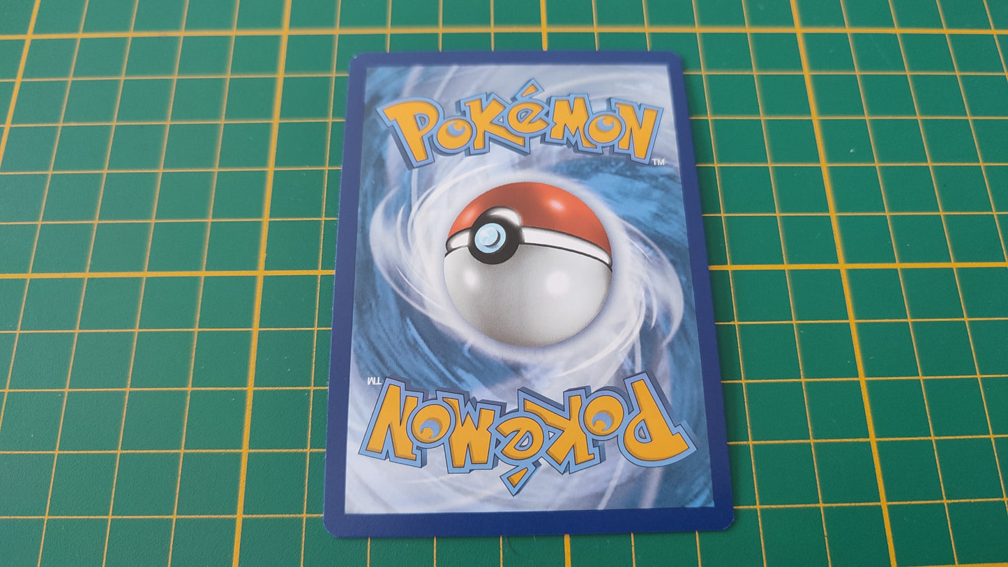 204/264 Carte Pokémon Kangourex rare reverse Epée et Bouclier EB08 Poing de Fusion #B10