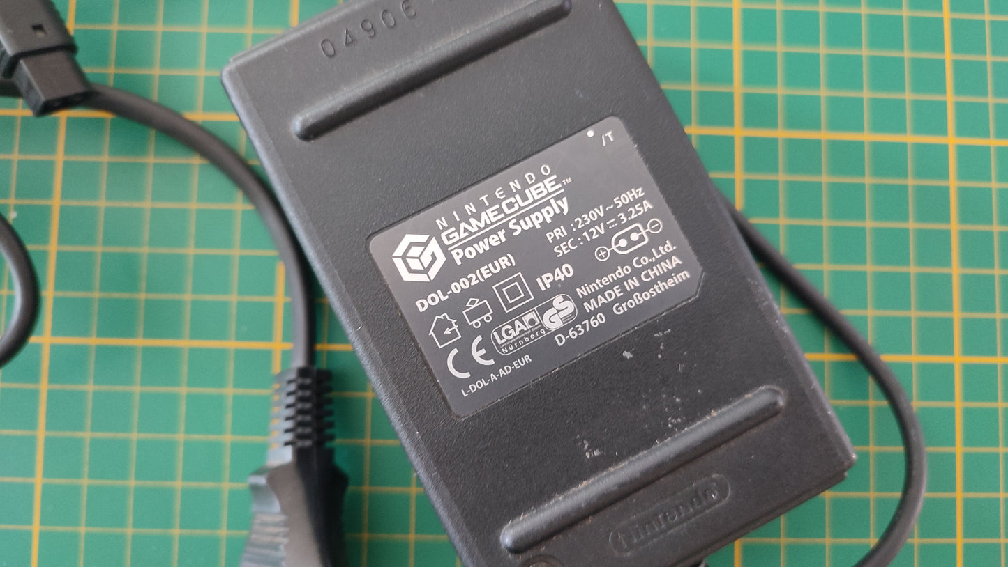 Alimentation secteur officielle DOL-002 pièce détachée console de jeux Nintendo Gamecube DOL-001 (EUR) #E01