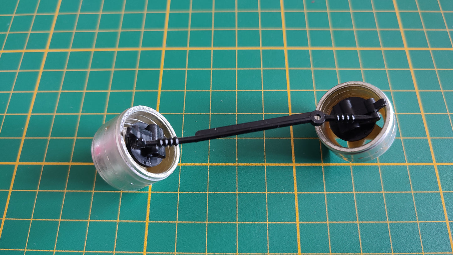 Axe + jantes avant pièce détachée miniature Burago Bburago Ferrari Gto 1984 1/18 1/18e 1/18ème #D03