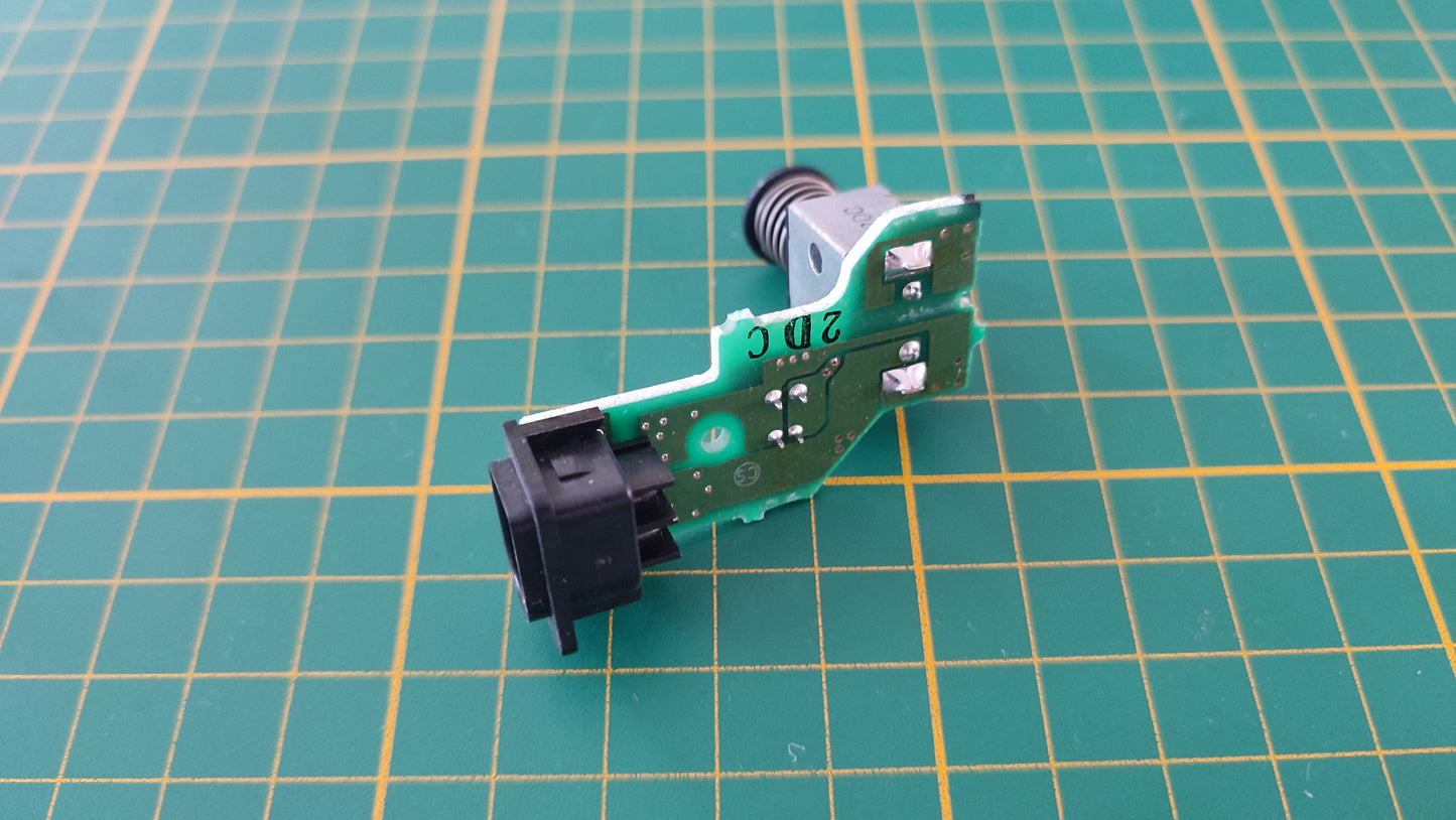 Bouton on/off DOL-PWR-01 pièce détachée console de jeux Nintendo Gamecube DOL-001 (EUR) #E01