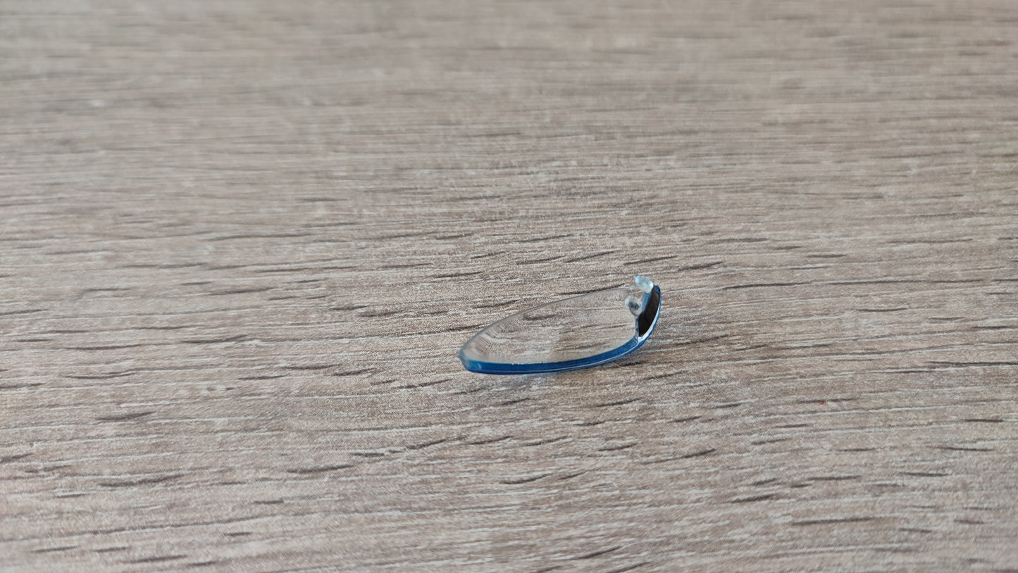 Cache phare arrière gauche pièce détachée miniature Norev Peugeot 206 CC RC Esquiss Auto 1/18 1/18e 1/18ème #D63