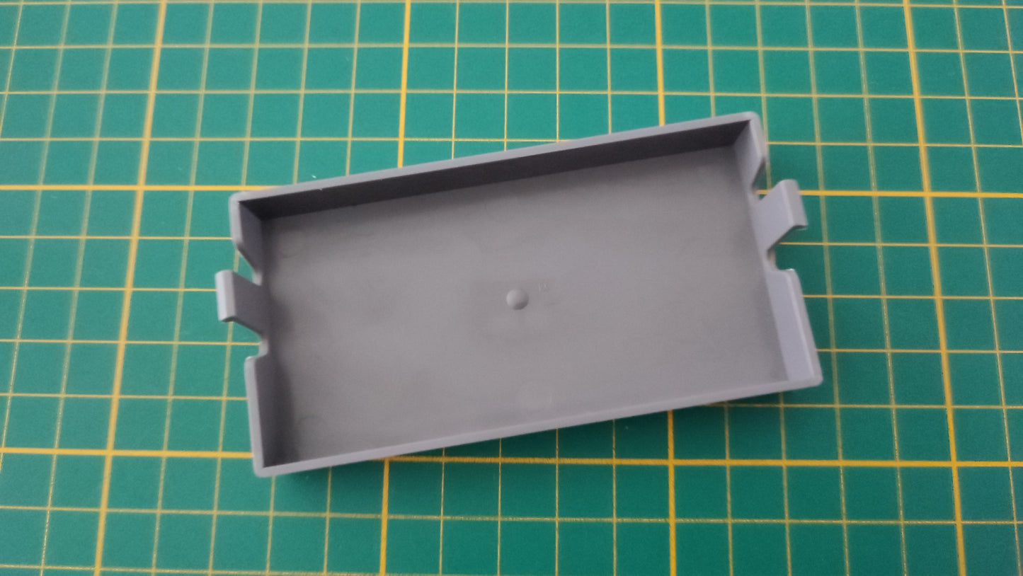 Cache plasturgie inférieur pièce détachée console de jeux Nintendo Nes NESE-001 FRA #D65