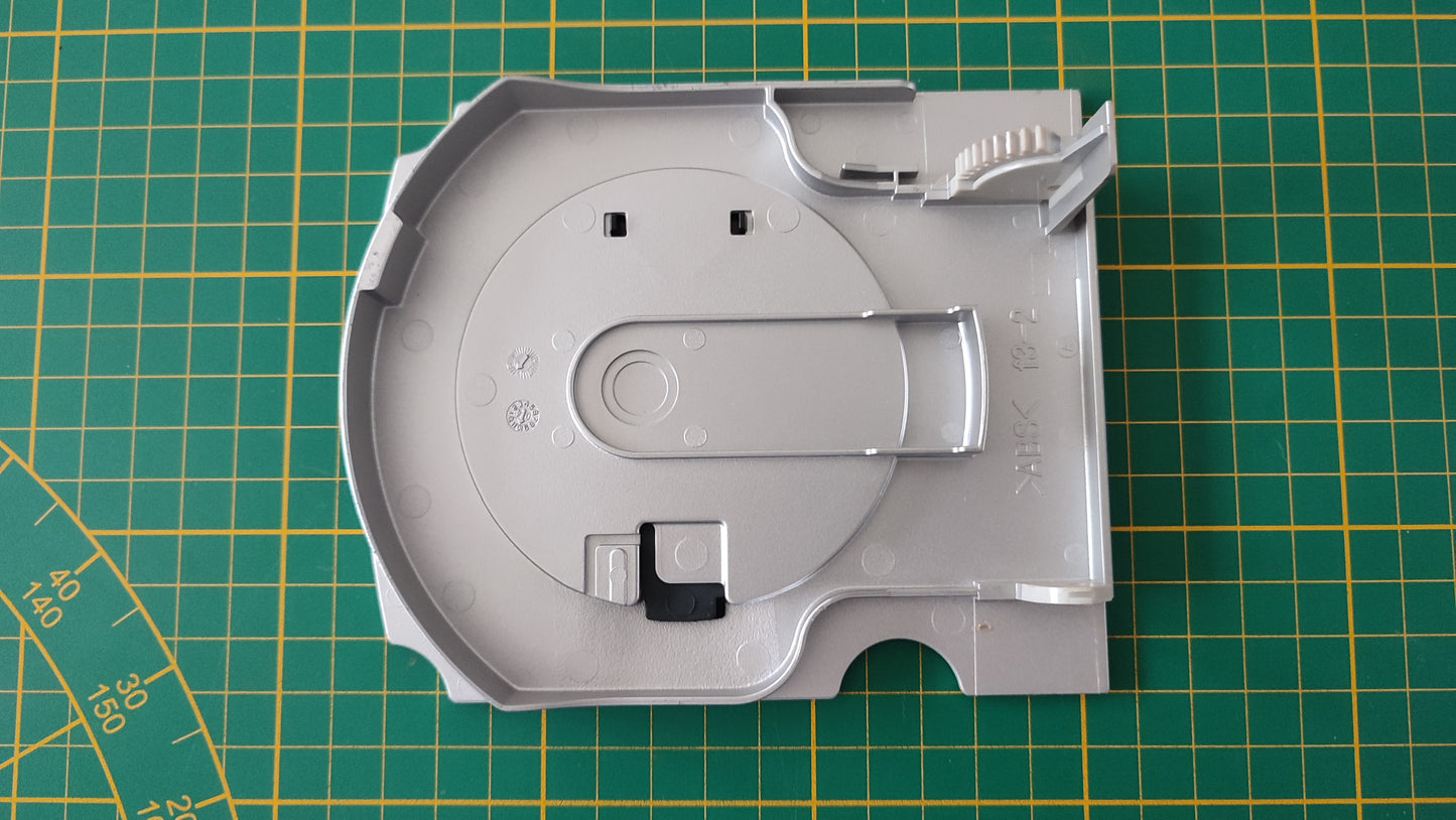 Capot ouverture gris F3-2 pièce détachée console de jeux Nintendo Gamecube DOL-001 (EUR) #D66