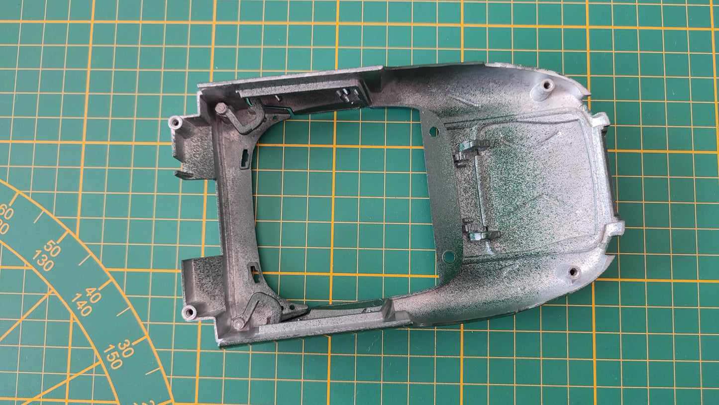 Carcasse avec coffre pièce détachée miniature Bburago Burago Jaguar type E 1961 1/18 1/18e 1/18ème #B88