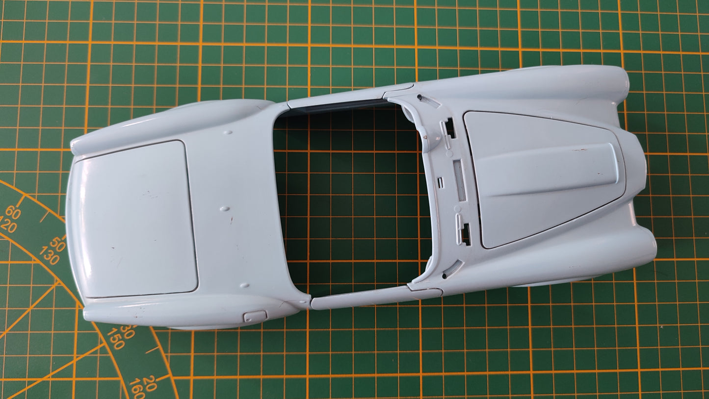 Carcasse carrosserie bleu pièce détachée miniature Bburago Burago Lancia Aurelia B24 Spider 1955 1/18 1/18e 1/18ème #B87