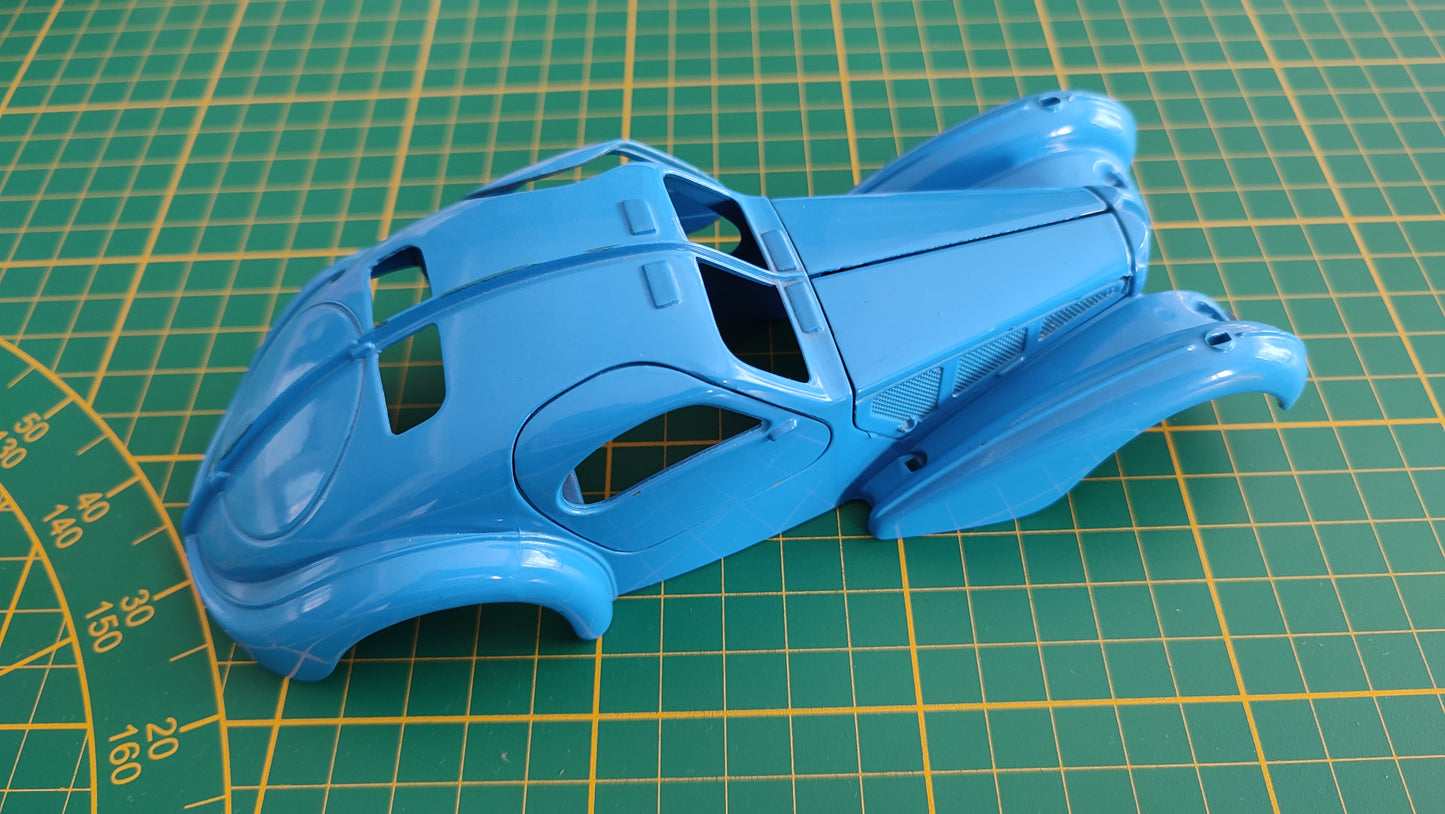 Carcasse carrosserie pièce détachée miniature Bburago Burago Bugatti Atlantic 1936 1/24 1/24e 1/24ème #C15