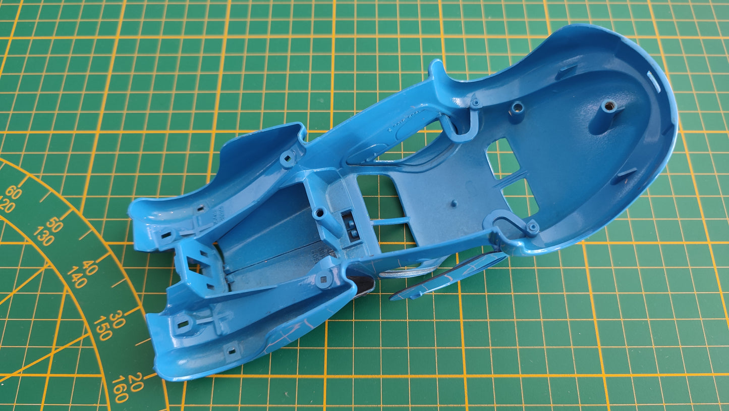 Carcasse carrosserie pièce détachée miniature Bburago Burago Bugatti Atlantic 1936 1/24 1/24e 1/24ème #C15