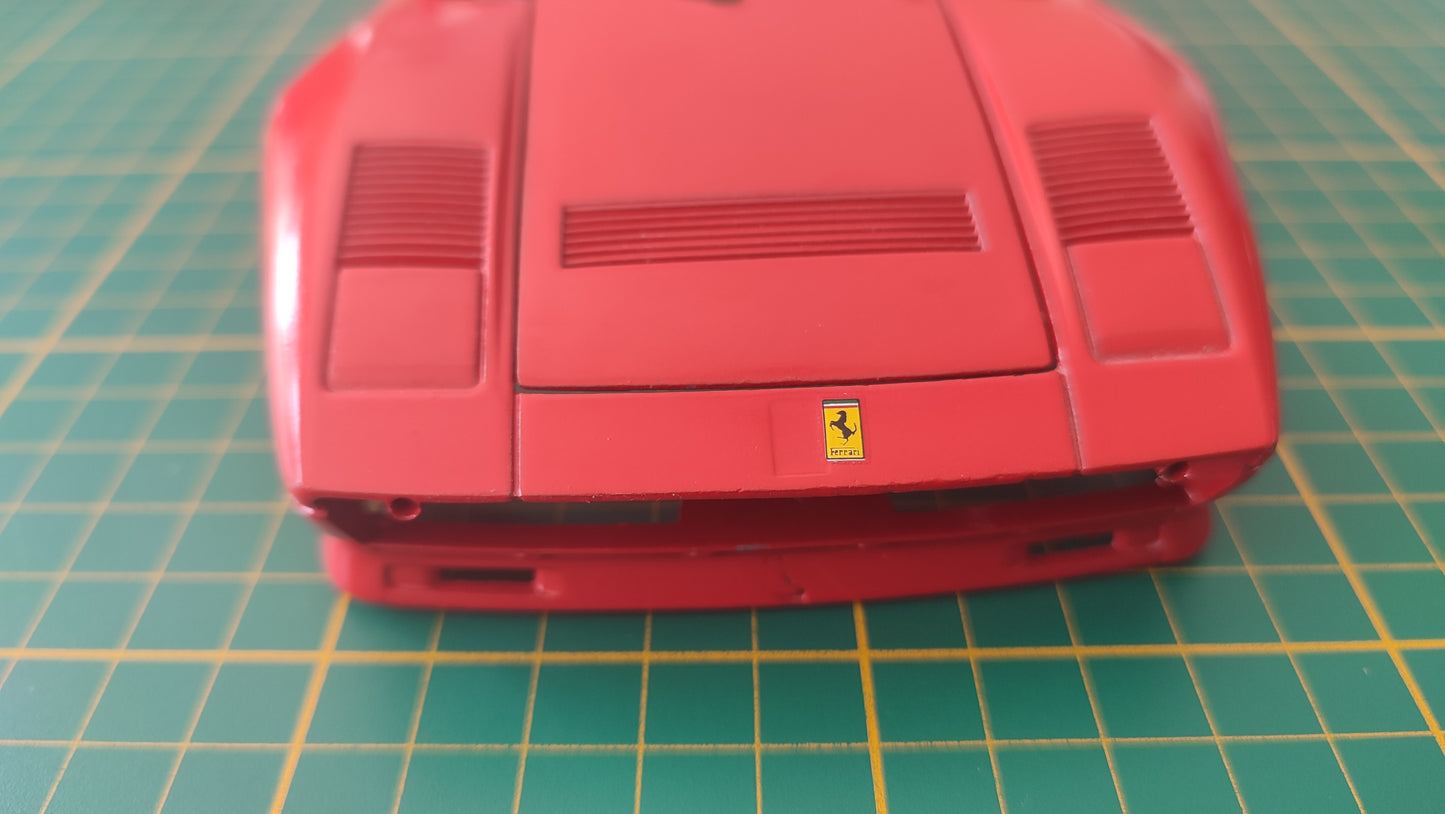 Carcasse carrosserie pièce détachée miniature Burago Bburago Ferrari Gto 1984 1/18 1/18e 1/18ème #D07
