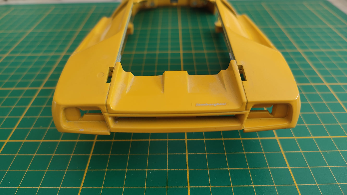 Carcasse carrosserie pièce détachée miniature Burago Bburago Lamborghini Diablo 1990 1/18 1/18e 1/18ème #D04
