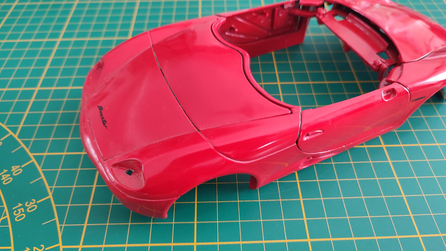 Carcasse carrosserie pièce détachée miniature Maisto Porsche Boxster 1/18 1/18e 1/18ème #C01