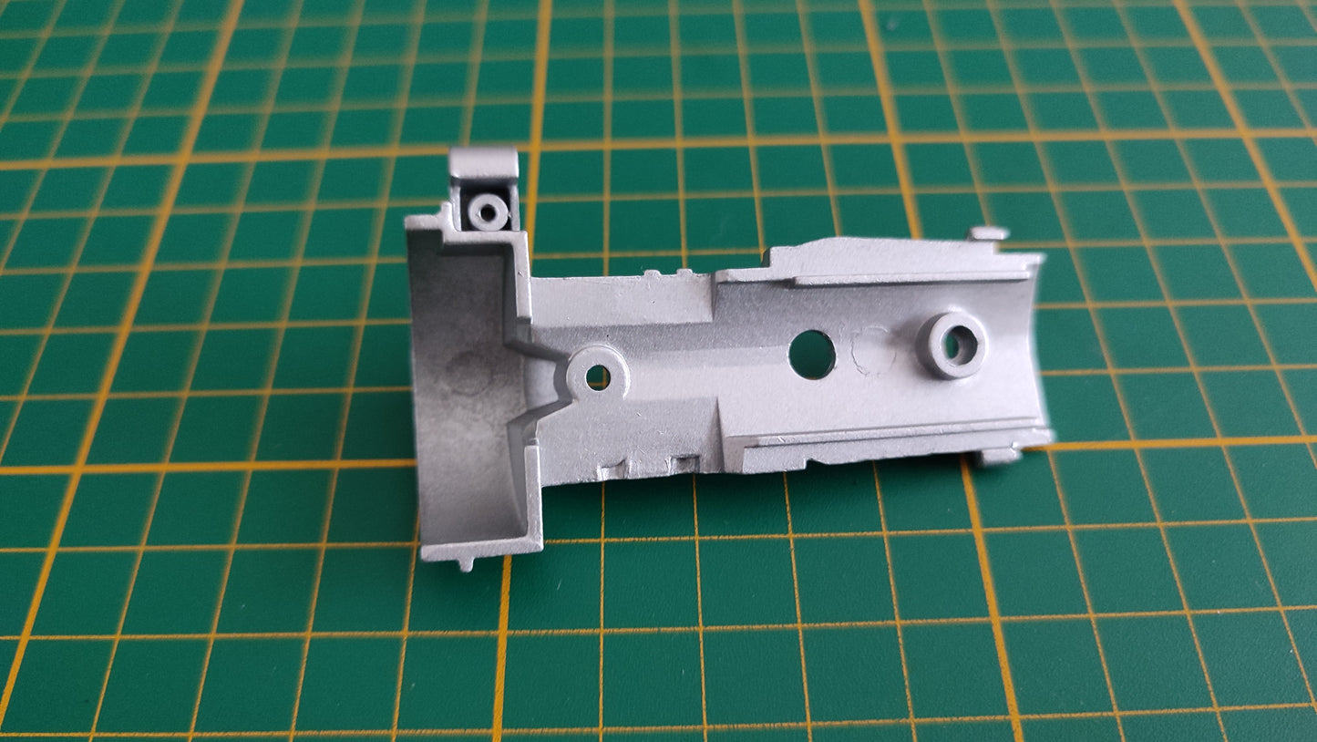 Carter supérieur de la boite de vitesses 22A pièce n°22 pièce détachée Porsche 911 Carrera RS 2.7 1/8 1/8ème Altaya #B37