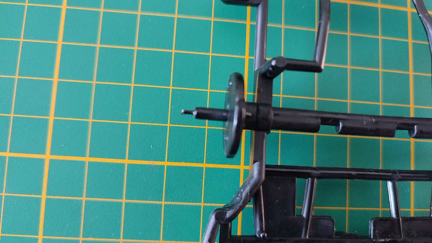 Châssis inférieur pièce détachée miniature Bburago Burago Mercedes-benz 300 sl 1/18 1/18e 1/18ème #B89