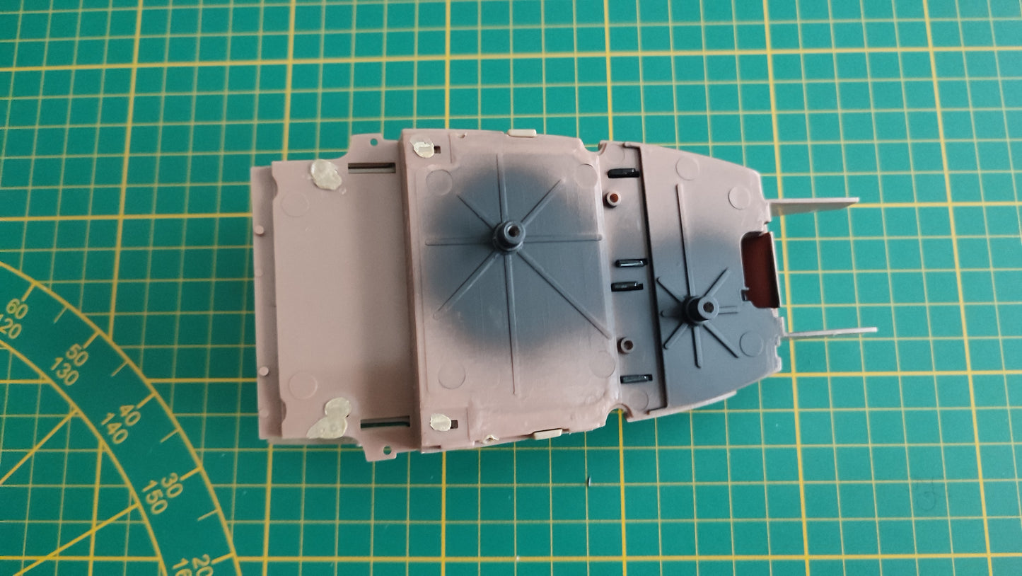 Châssis intérieur + siège pièce détachée miniature 1/18 Solido Citroën traction type 11 B 1938 #C27