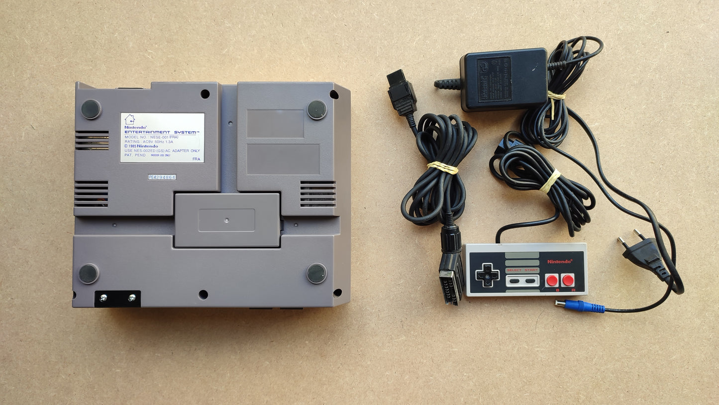 Console de jeux Nintendo Nes NESE-001 FRA officielle #SP