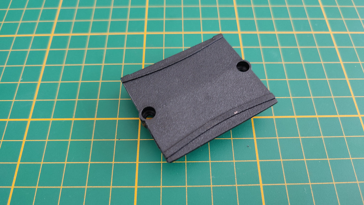 Châssis inférieur central pièce détachée miniature Maisto Porsche Boxster 1/18 1/18e 1/18ème #C01