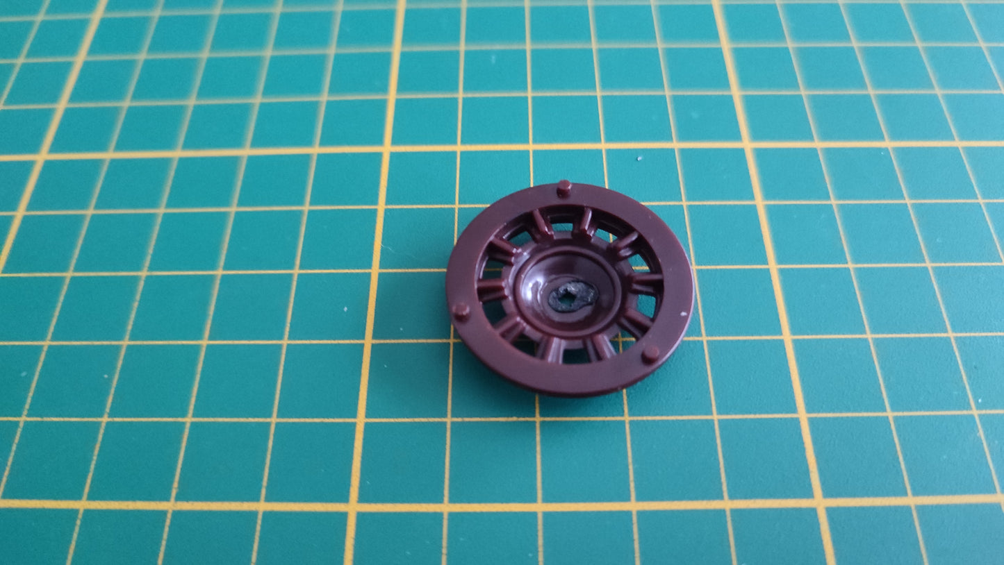 Demi-jante seule pièce détachée miniature 1/18 Solido Citroën traction type 11 B 1938 #C27