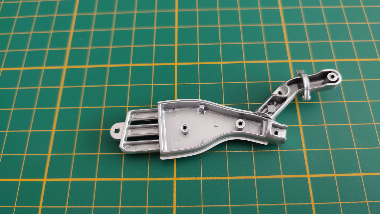 Echangeur de chaleur d'échappement gauche 6 35F n°35 pièce détachée Porsche 911 Carrera RS 2.7 1/8 1/8ème Altaya #B37