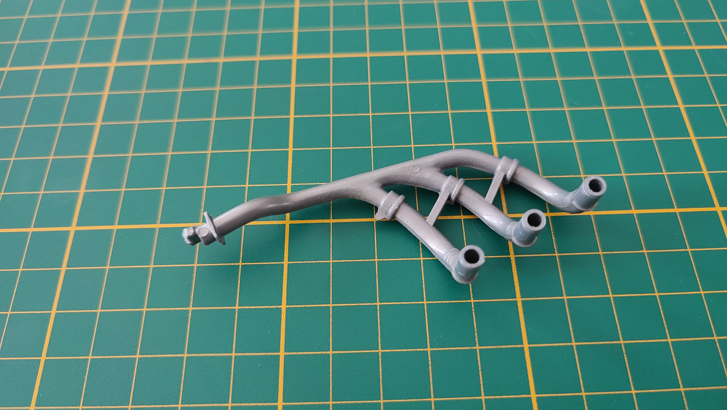 Echappement moteur pièce détachée miniature Bburago Burago Mercedes-Benz SSK 1928 1/18 1/18e 1/18ème #B86