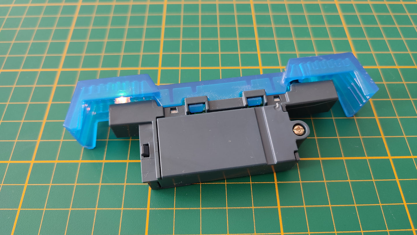 Ensemble d'éclairage électrique pour camion avec compartiment à batterie référence 30 67 0820 pièce détachée Playmobil #C05