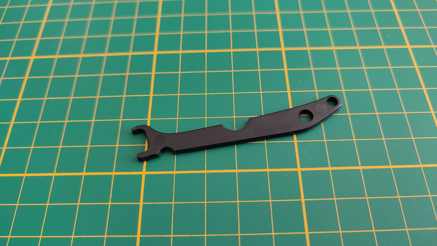 Levier du verrou du capot 52A n°52 pièce détachée Renault R8 Gordini 1/8 1/8ème Eaglemoss Collections #A67