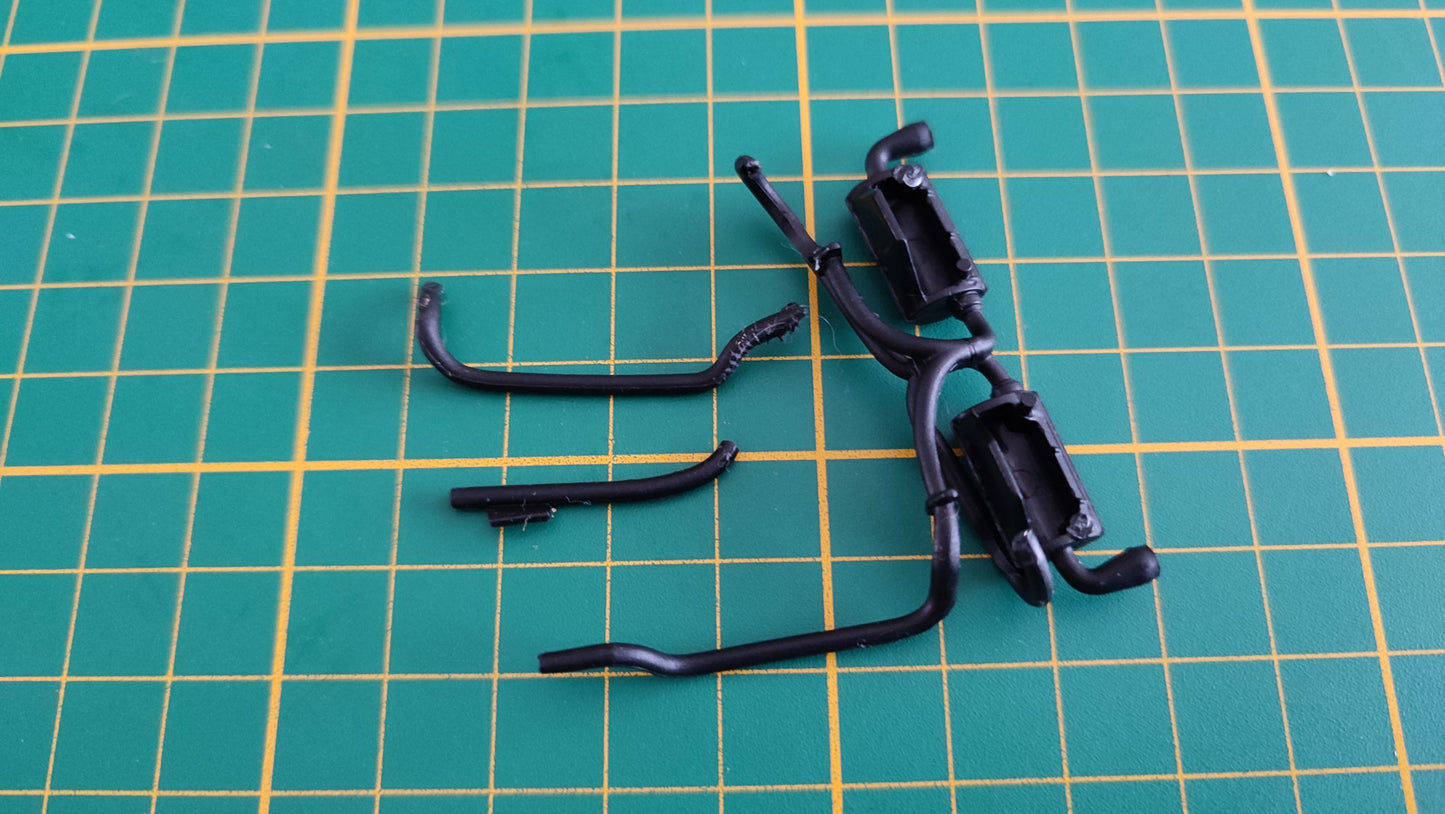 Ligne échappement dans l'état pièce détachée miniature Kyosho Lamborghini Miura P400 SV 1/18 1/18e 1/18ème #B11