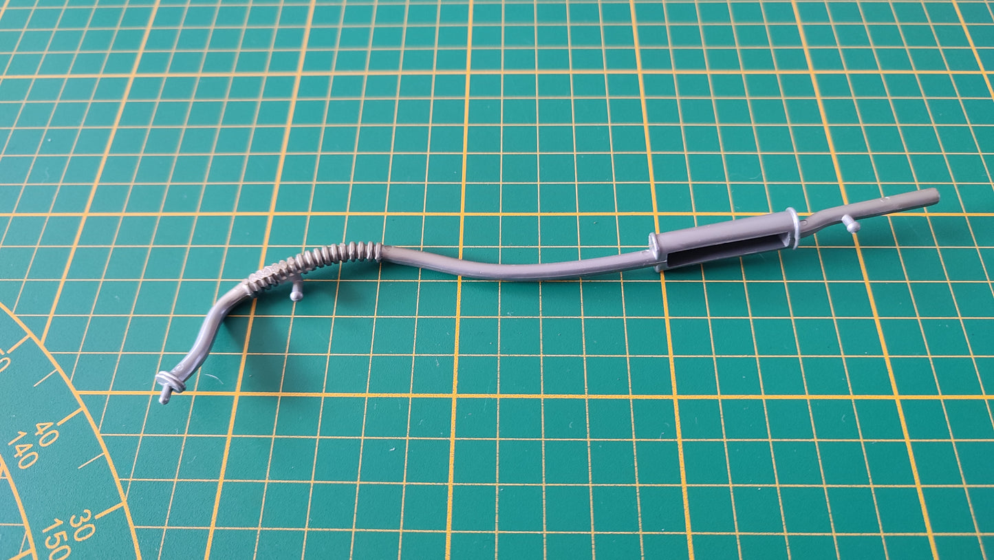 Ligne échappement pièce détachée miniature Bburago burago Jaguar SS100 1937 1/18 1/18e 1/18ème #D57