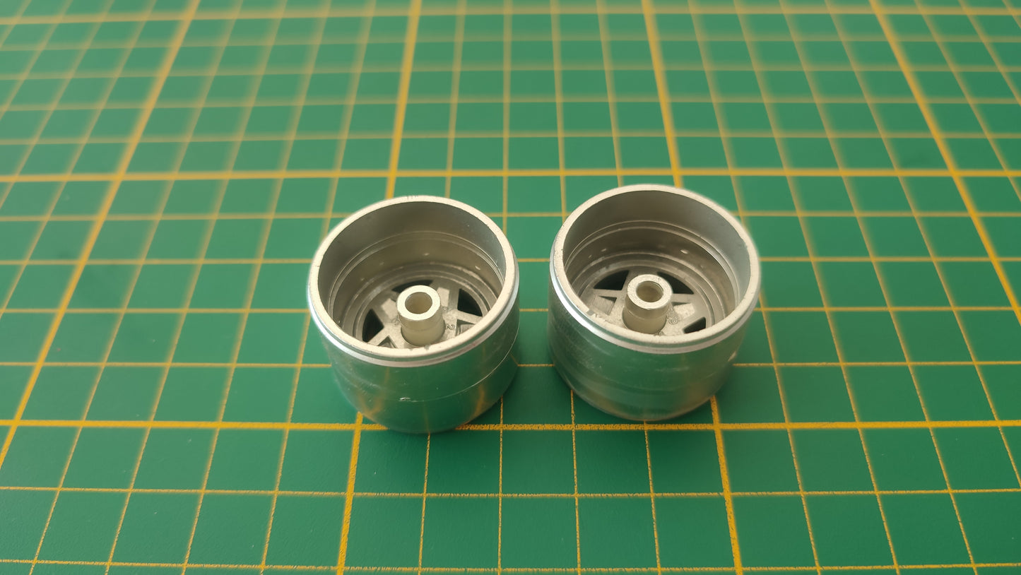 Lot x2 jante arrière pièce détachée miniature Burago Bburago Ferrari F40 1/18 1/18e 1/18ème #D88