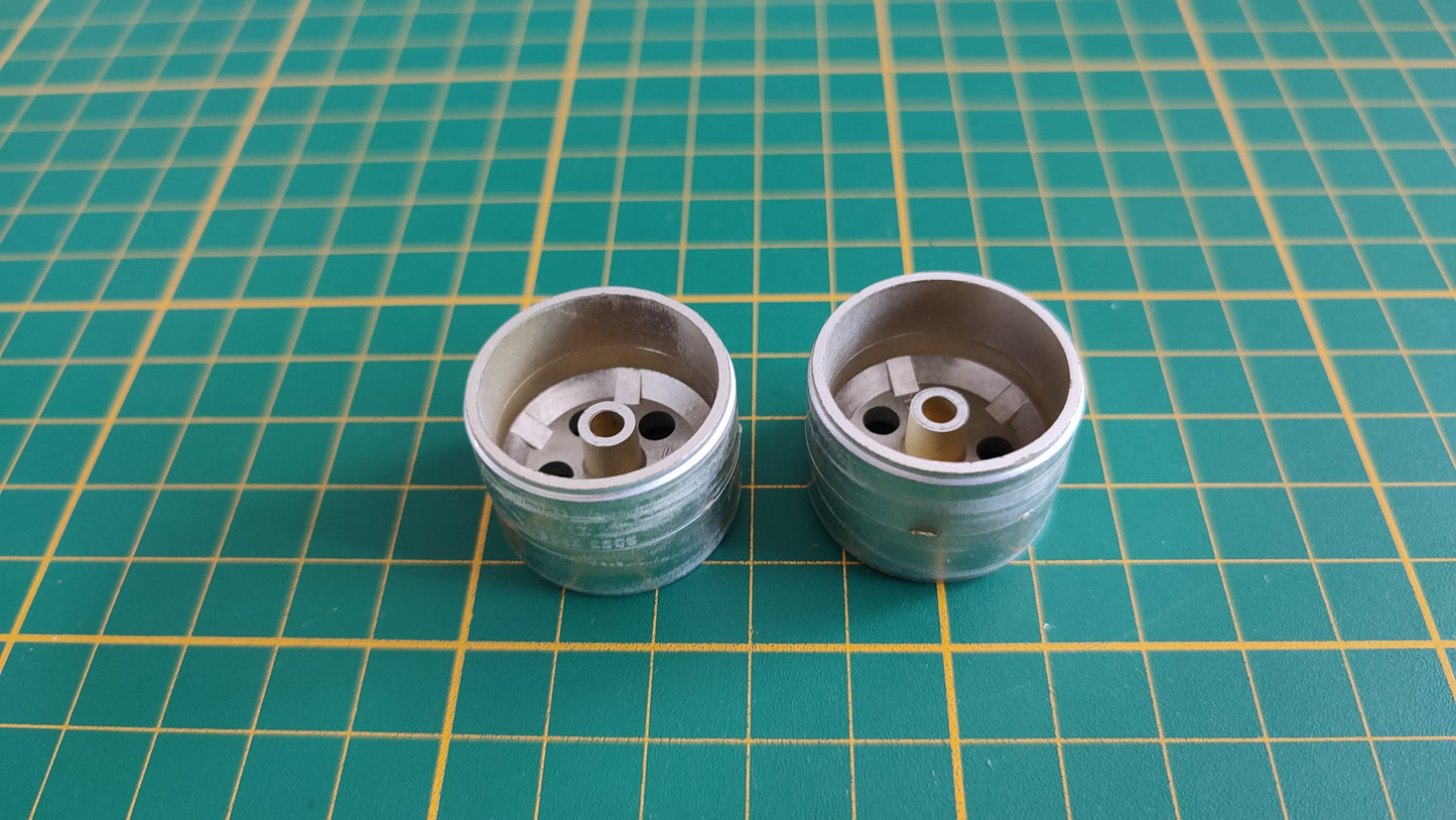 Lot x2 jantes arrière pièce détachée miniature Burago Bburago Lamborghini Diablo 1990 1/18 1/18e 1/18ème #D04