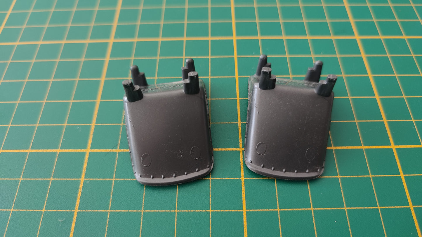 Lot x2 sièges avant 3011 7159 pièce détachée miniature Bburago Burago Ferrari GTO 1962 1/18 1/18e 1/18ème #D97