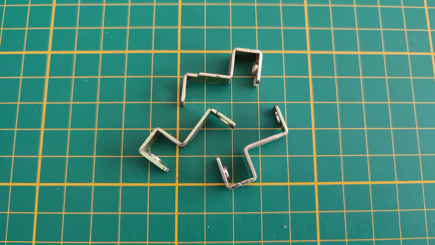 Lot x3 supports métallique h1-1 pièce détachée console de jeux Nintendo Gamecube DOL-001 (EUR) #C20