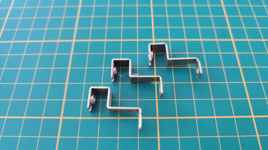 Lot x3 supports métallique pièce détachée console de jeux Nintendo Gamecube DOL-001 (EUR) #E01