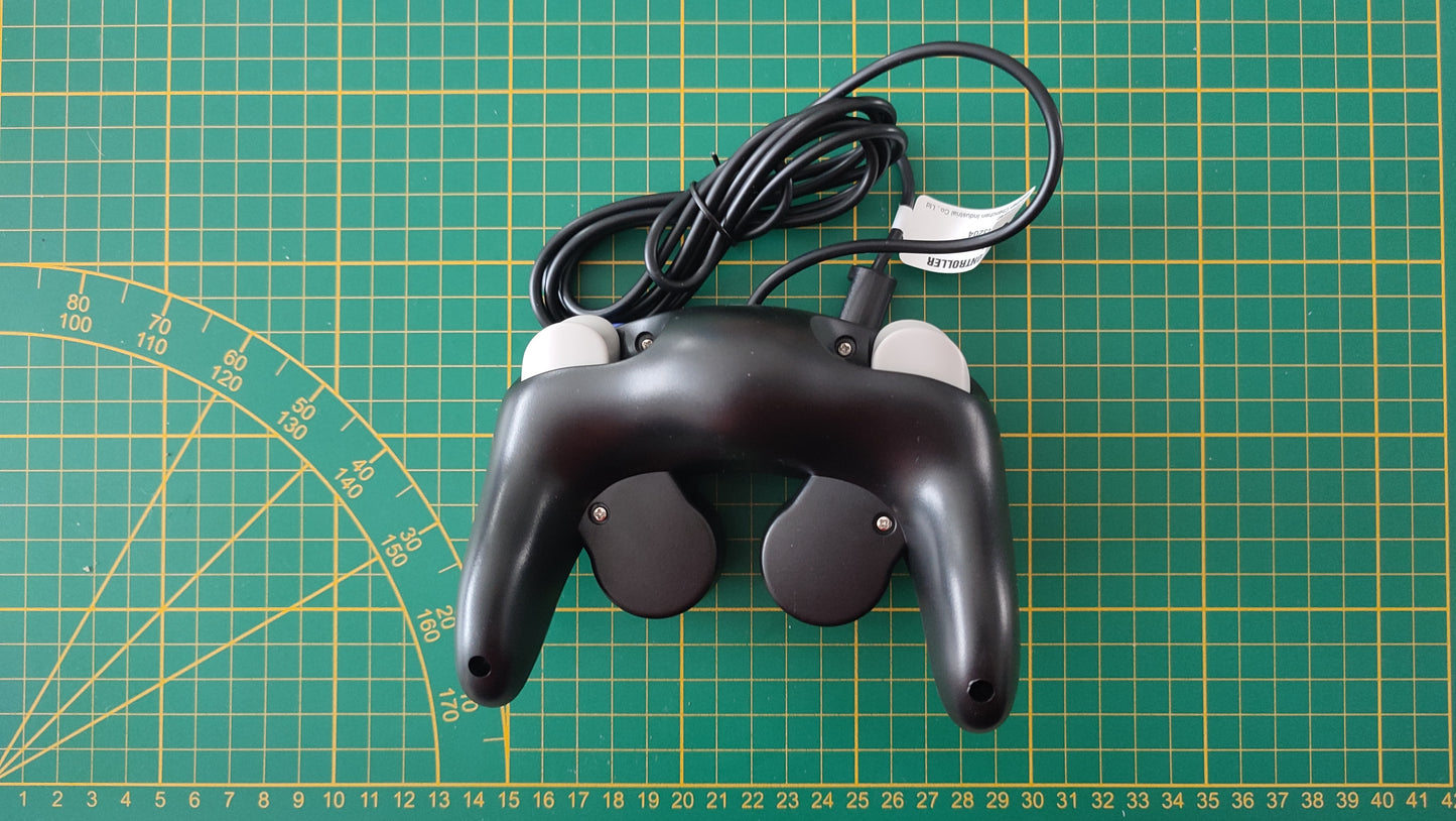 Manette filaire Freaks & Geeks pour Nintendo Gamecube #E37