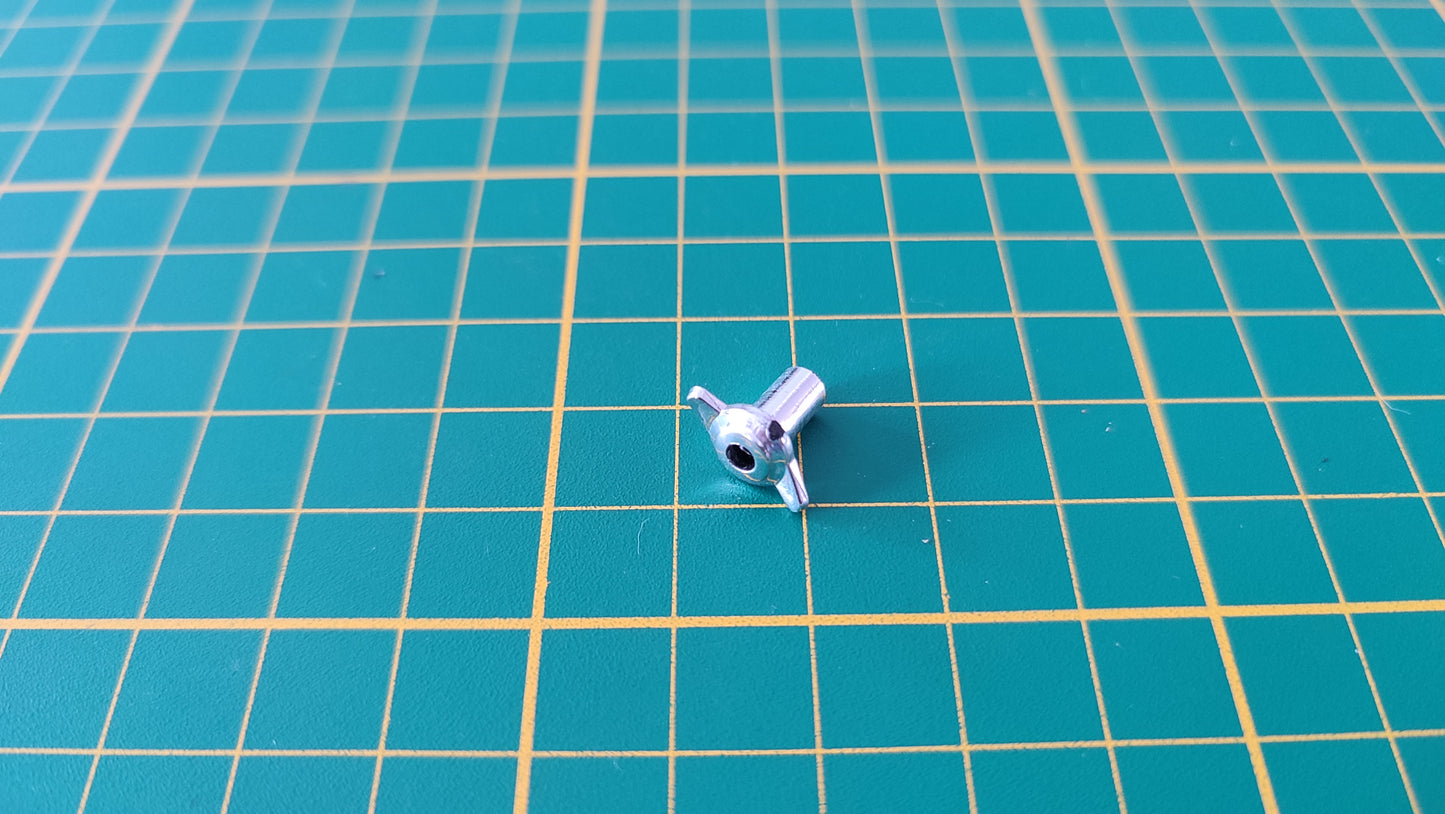 Moyeu fixation axe de roue pièce détachée miniature Bburago Burago Jaguar type E 1961 1/18 1/18e 1/18ème #B88