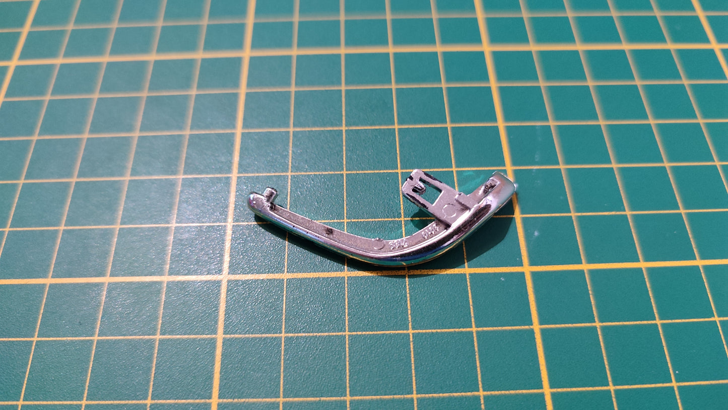 Pare-chocs arrière droit pièce détachée miniature Bburago Burago Lancia Aurelia B24 Spider 1955 1/18 1/18e 1/18ème #C47