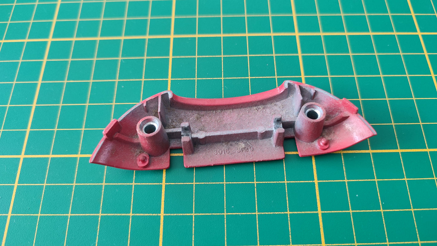 Pare-chocs inférieur pièce détachée miniature Bburago Burago Jaguar type E 1961 1/18 1/18e 1/18ème #D33