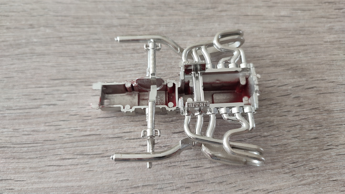 Partie moteur pièce détachée miniature Burago Bburago Ferrari F50 1995 1/18 1/18e 1/18ème #D22