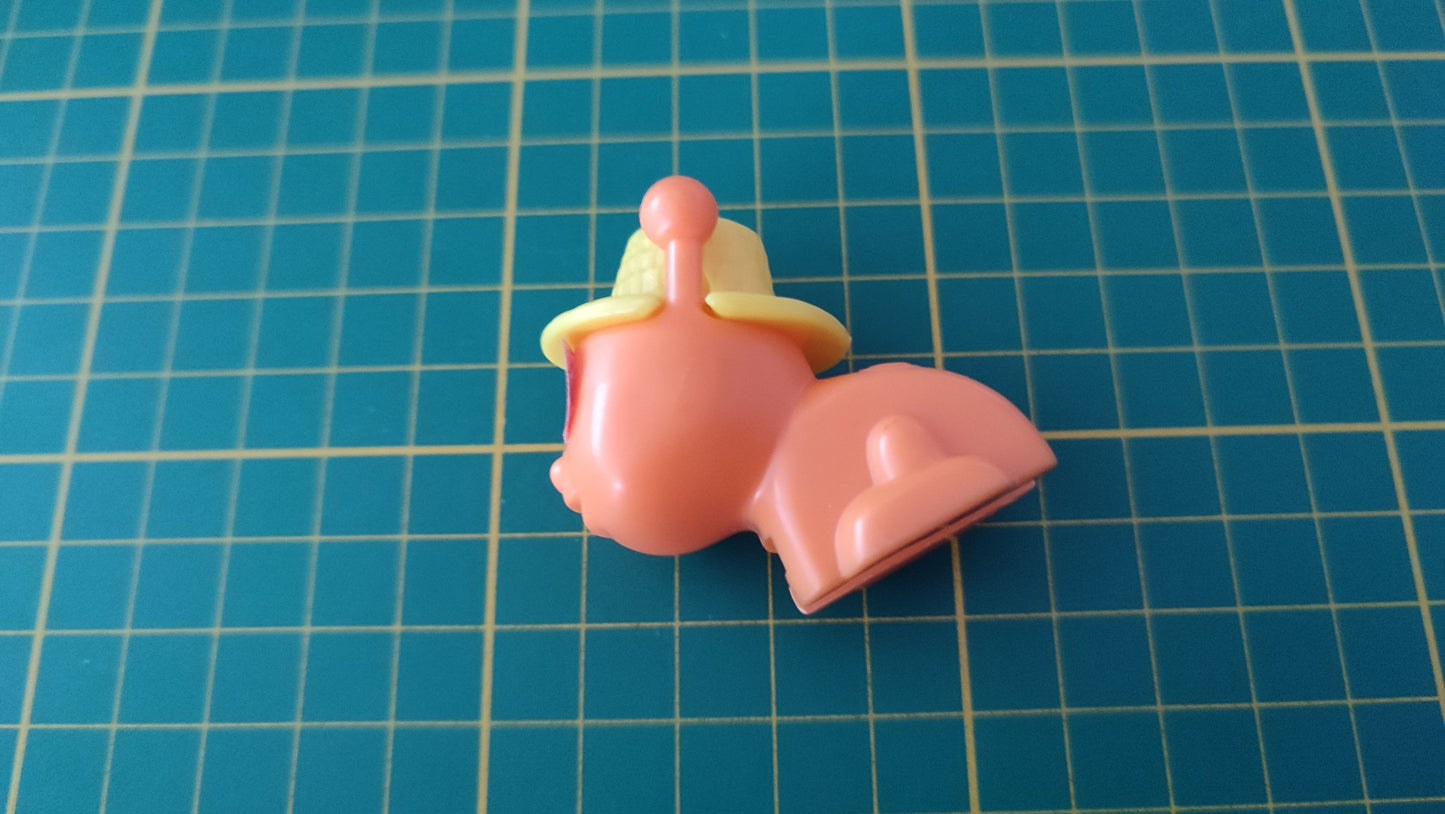 Personnage figurine dans l'état #C51-34