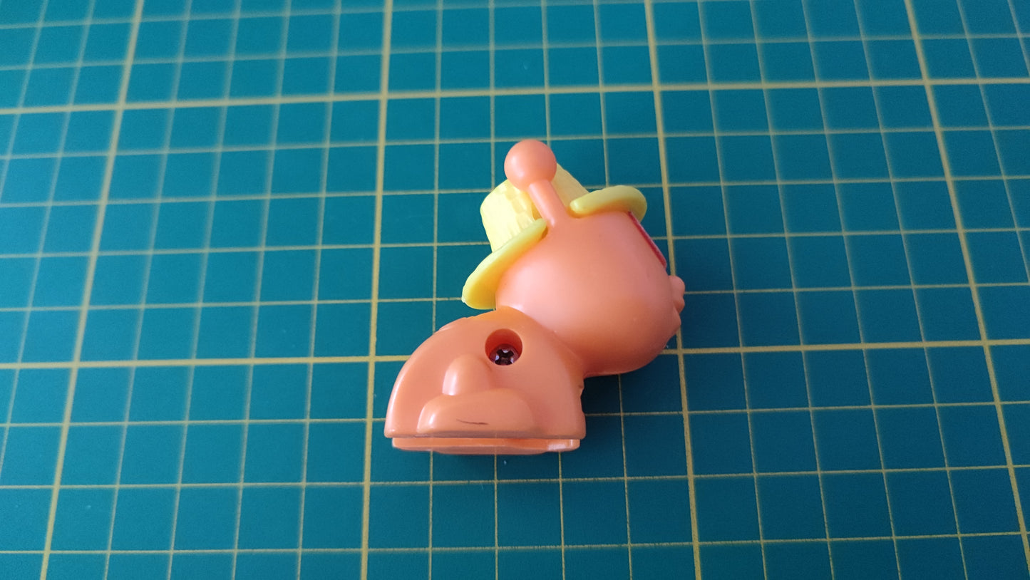 Personnage figurine dans l'état #C51-34