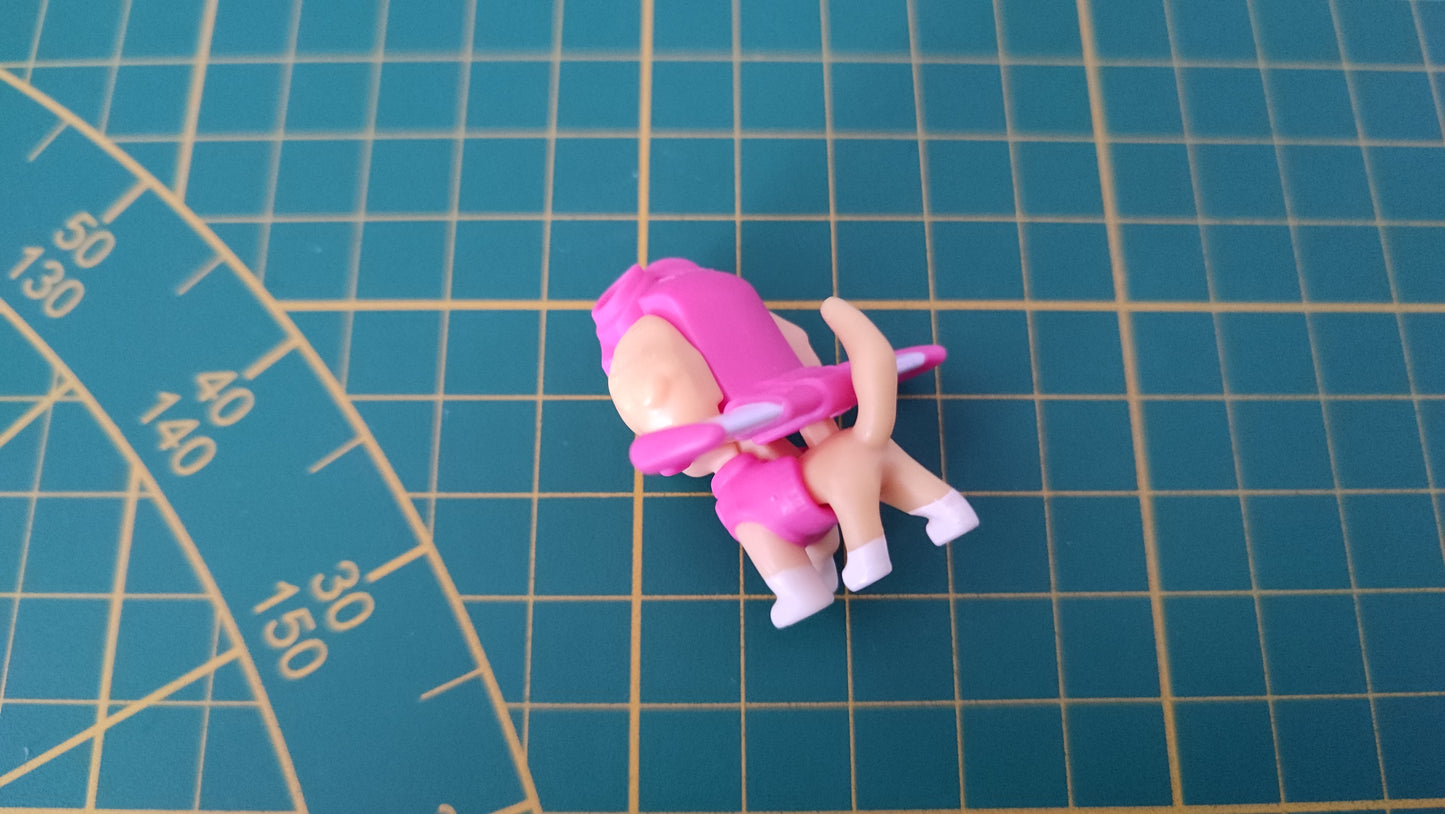 Personnage figurine dans l'état #C51-74