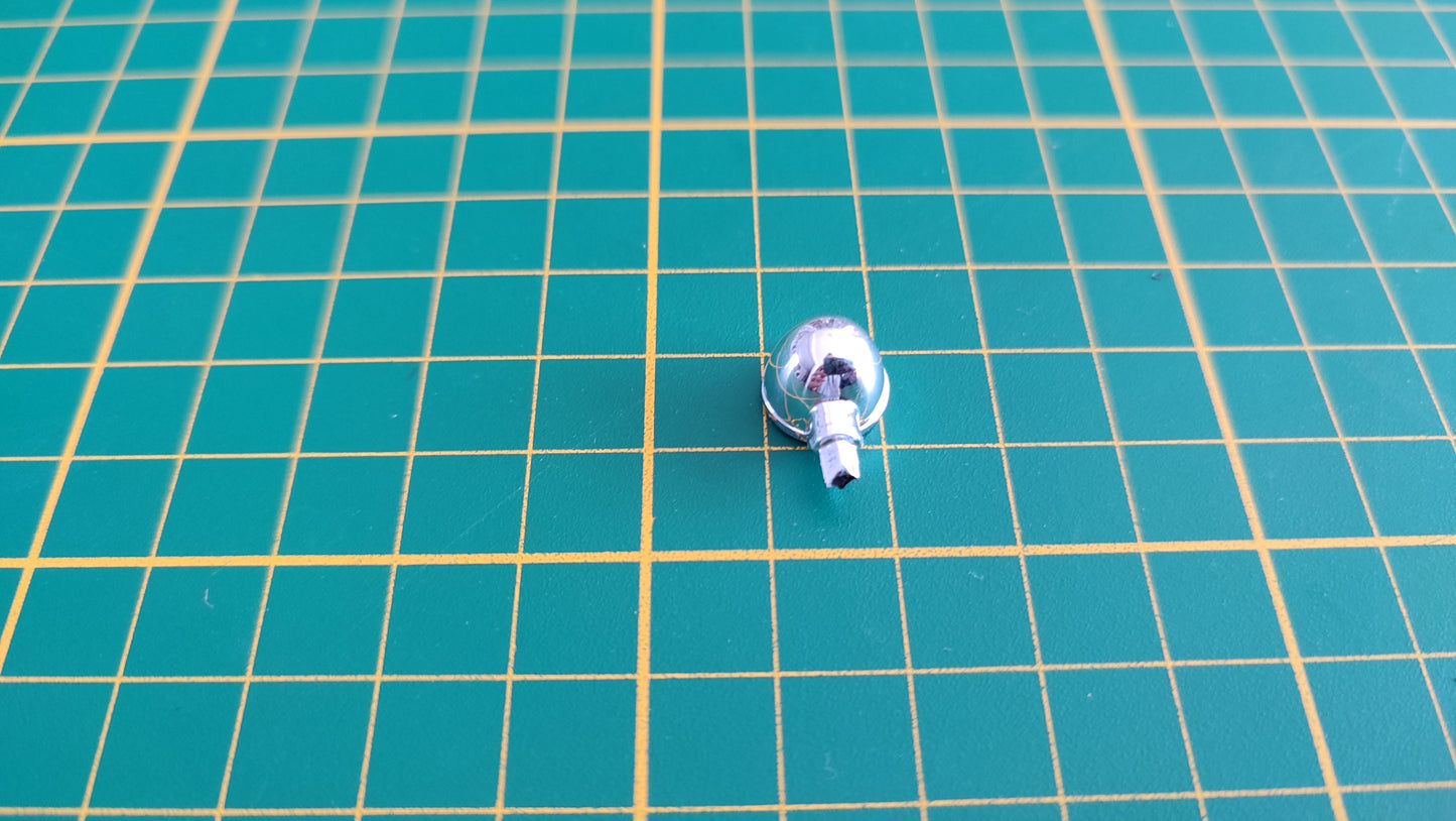 Phare avant pièce détachée miniature Solido Ford V8 1936 citerne California oïl 1/19 1/19e 1/19ème #C65