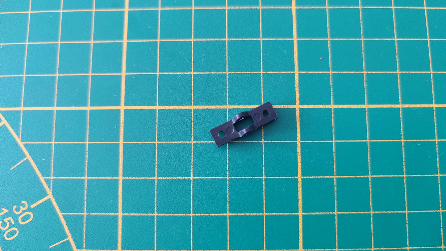 Pièce 19E du fascicule n°19 numéro 19 pièce détachée Renault R8 Gordini 1/8 1/8ème Eaglemoss collections #D61