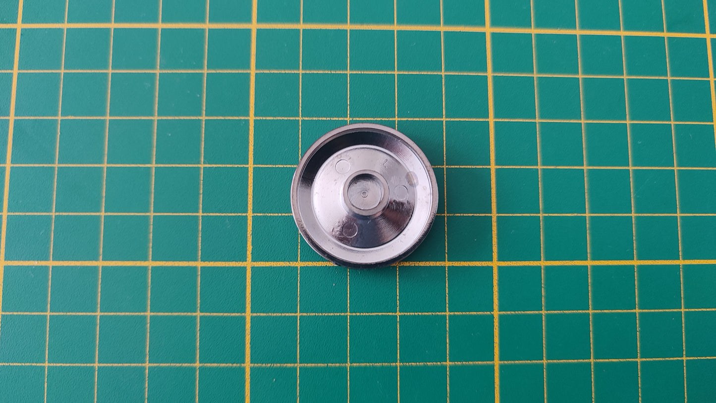 Pièce 20D du fascicule n°20 numéro 20 pièce détachée Renault R8 Gordini 1/8 1/8ème Eaglemoss collections #D61