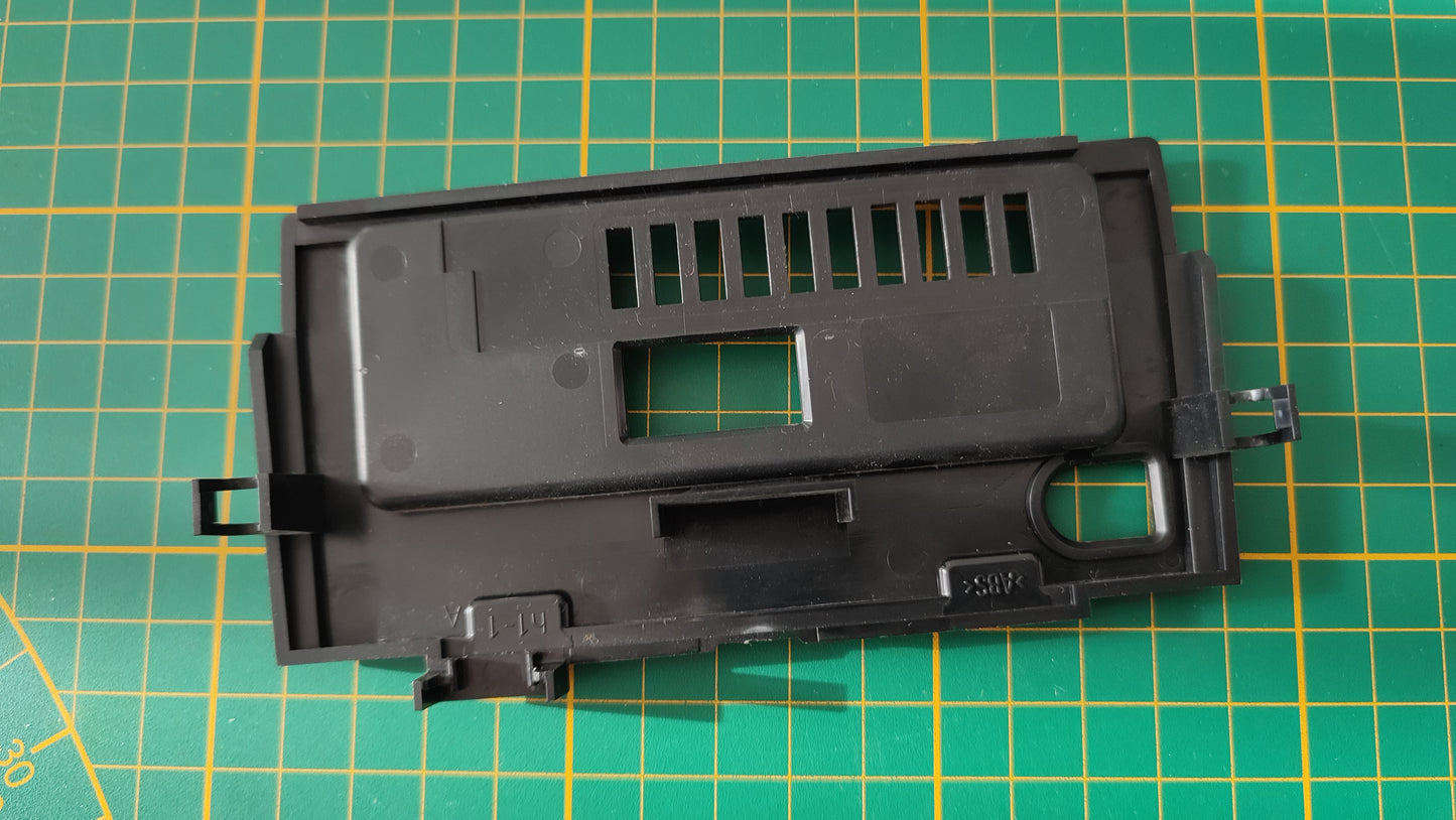 Plasturgie cache arrière h1-1 pièce détachée console de jeux Nintendo Gamecube DOL-101 (EUR) #C24