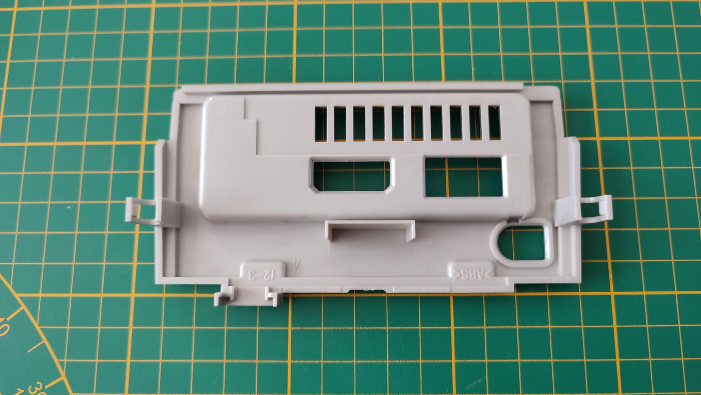 Plasturgie façade arrière 12-3 pièce détachée console de jeux Nintendo Gamecube DOL-001 (EUR) #A83