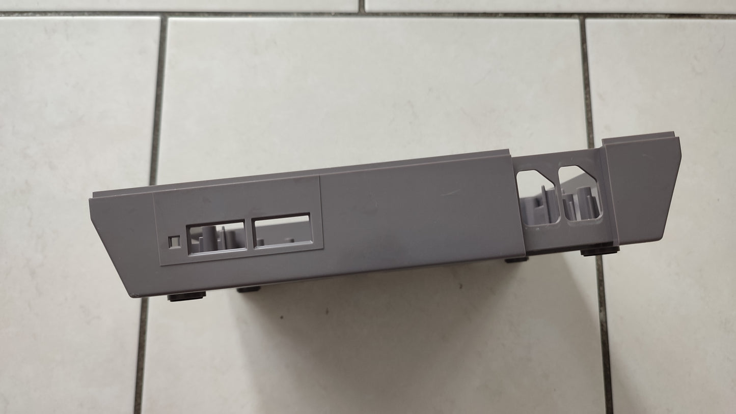 Plasturgie inférieure PE809268 pièce détachée console de jeux Nintendo Nes NESE-001 FRA #C57