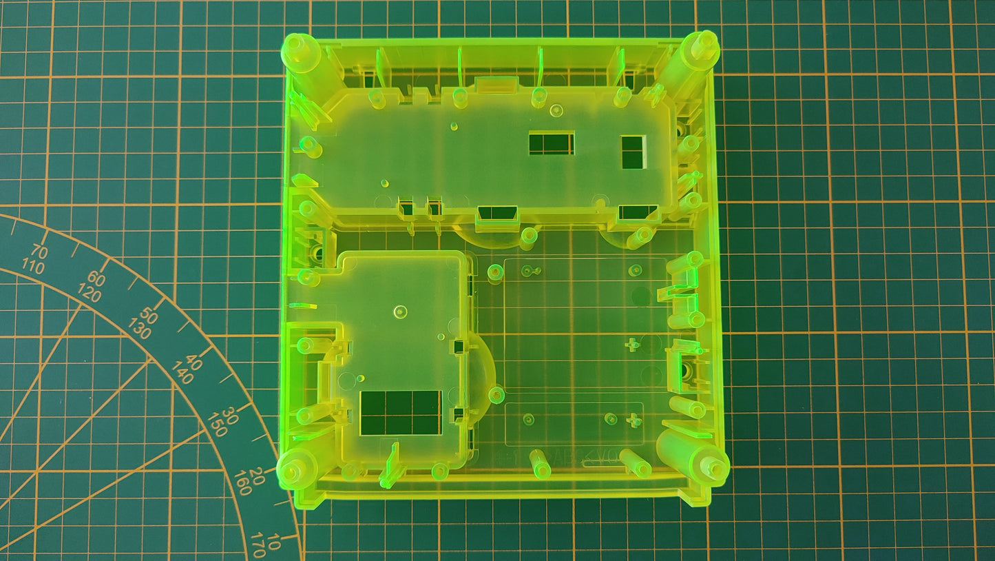 Plasturgie inférieure jaune transparent pièce détachée pour console de jeux Nintendo Game cube DOL-001 - DOL-101