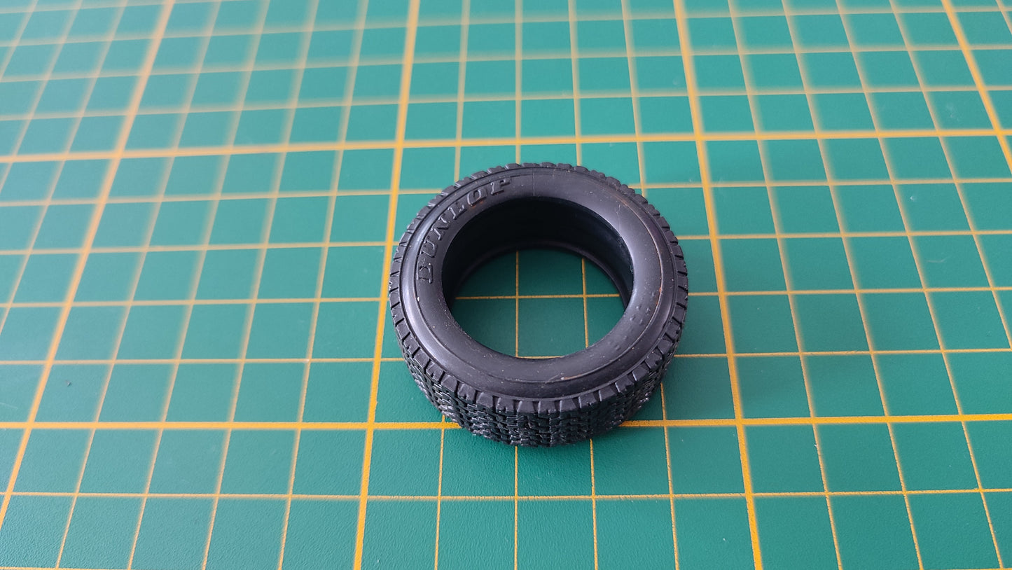 Pneu seul Dunlop pièce détachée miniature Bburago Burago Jaguar type E 1961 1/18 1/18e 1/18ème #B88