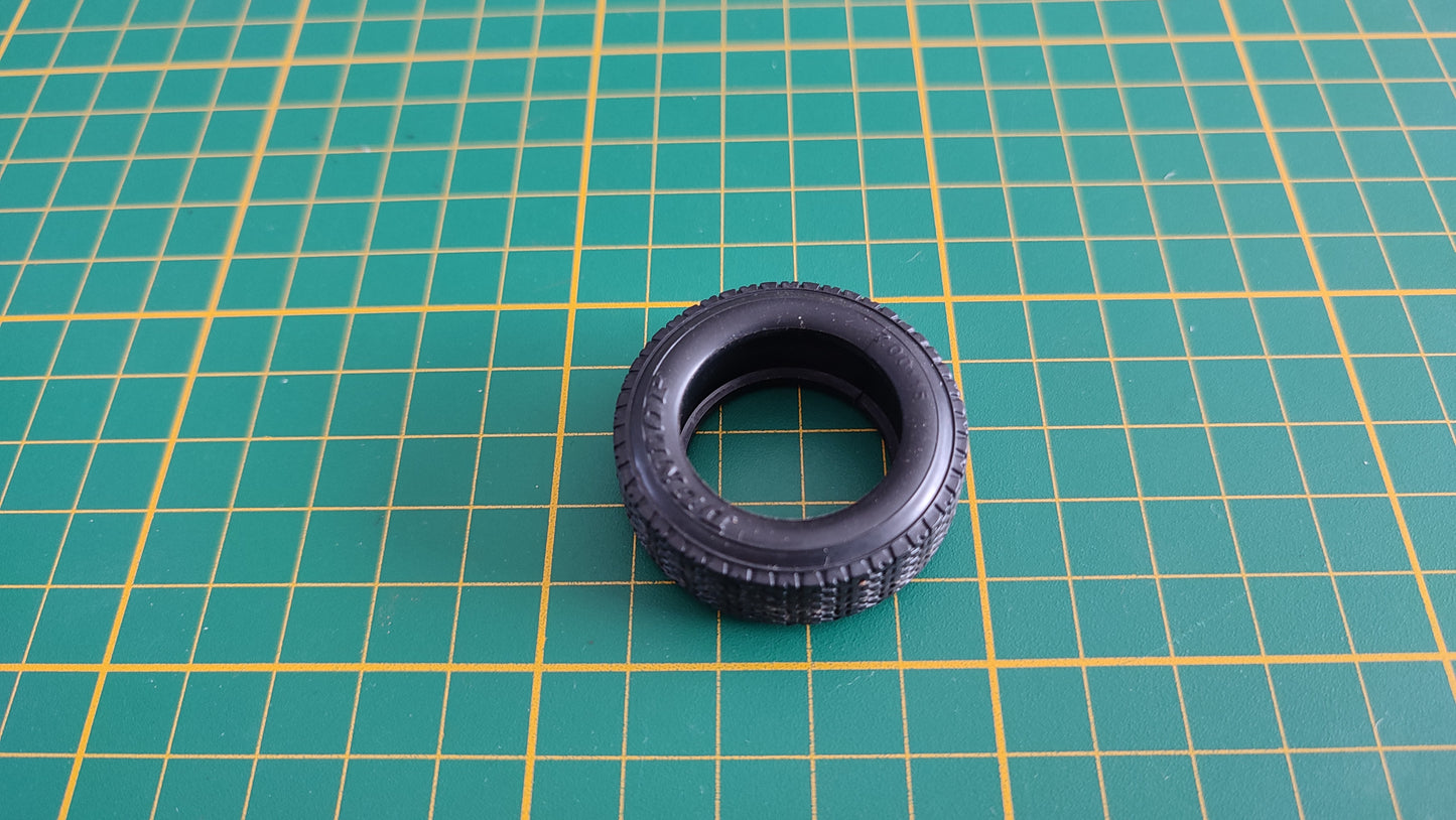 Pneu seul pièce détachée miniature Bburago Burago Jaguar type E 1961 1/18 1/18e 1/18ème #C64